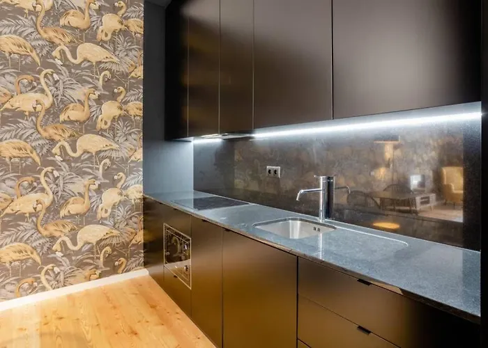 Boutique Rentals-art & Charm Ii W/ Terrace Apartman