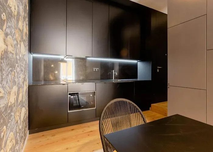 شقة Boutique Rentals-art & Charm Ii W/ Terrace