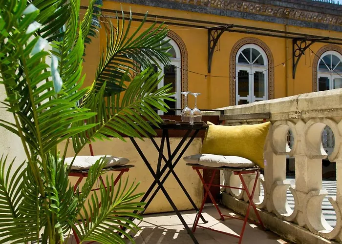 Апартаменты Boutique Rentals-art & Charm Ii W/ Terrace *